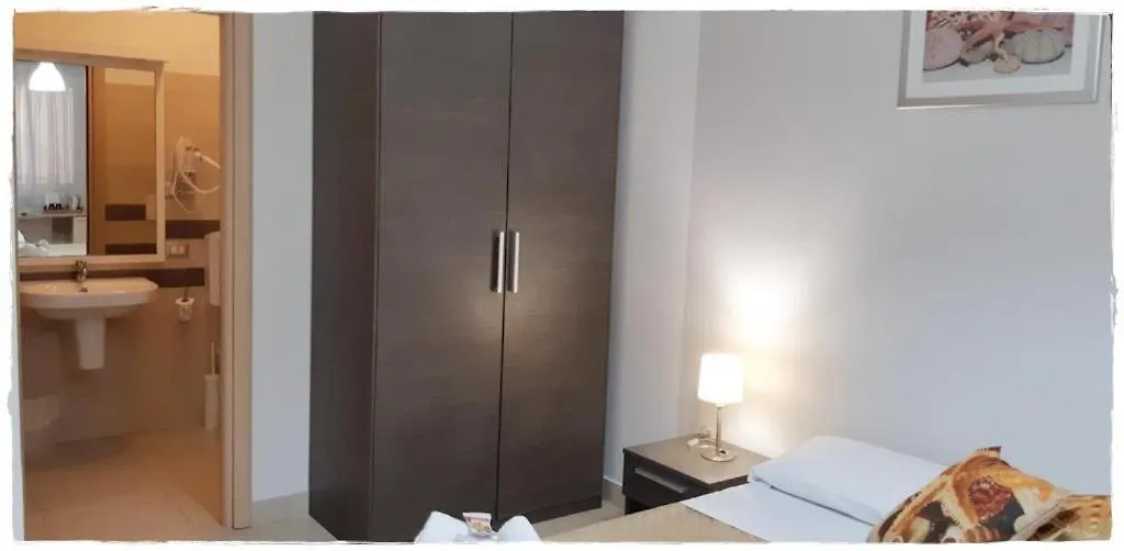 Aparthotel Sirina House Taormina 0*,  Italien